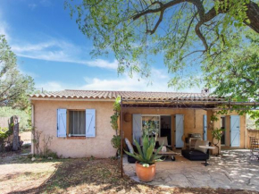 Very attractive detached villa with its own swimming pool